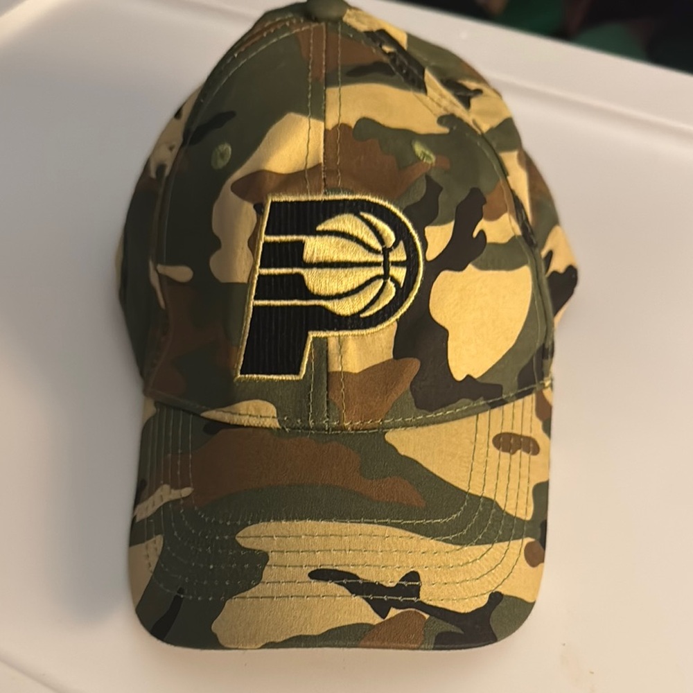 Pacer‎ camo hat